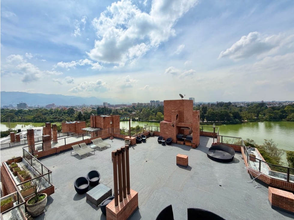 Penthouse con vista al club los lagartos