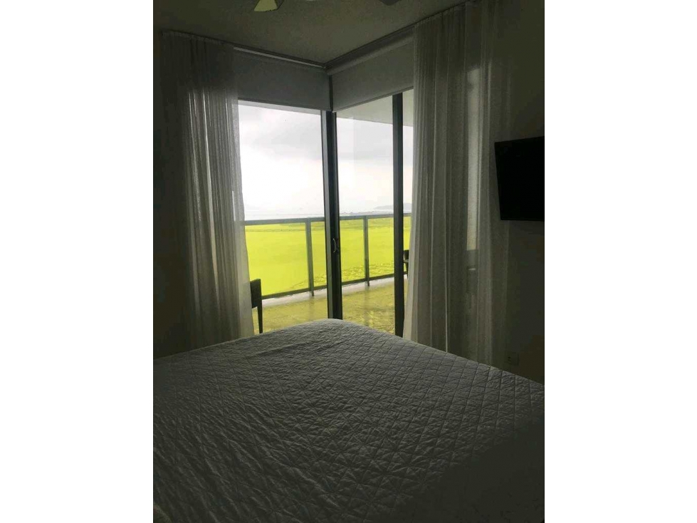 APARTAMENTO CON VISTA AL MAR EN AVENIDA BALBOA PH YOO MODELO J — foto 5
