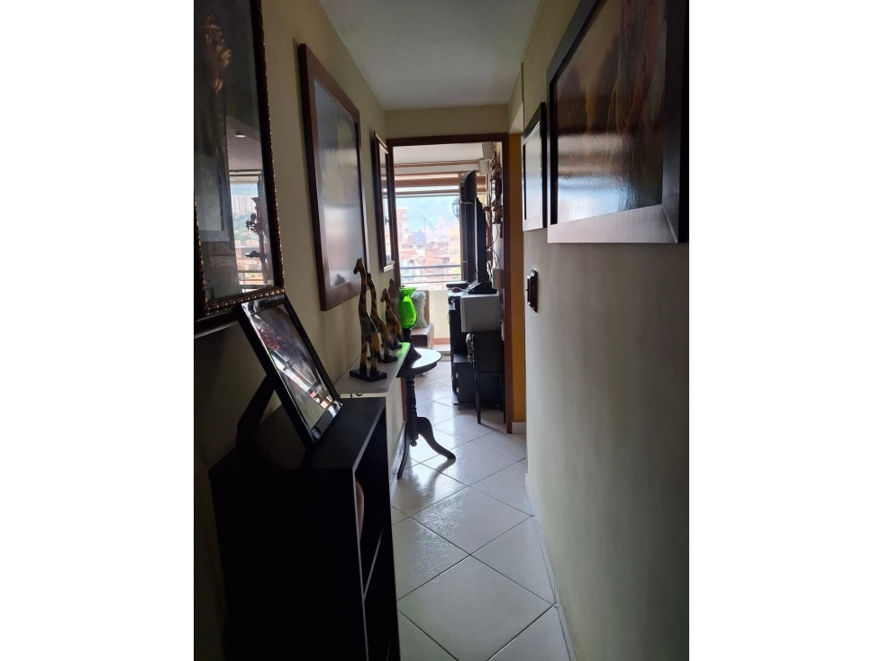 Apartamento Con Vista Cerca Al Parque De Bello ¡De Oportunidad!$255 — foto 2