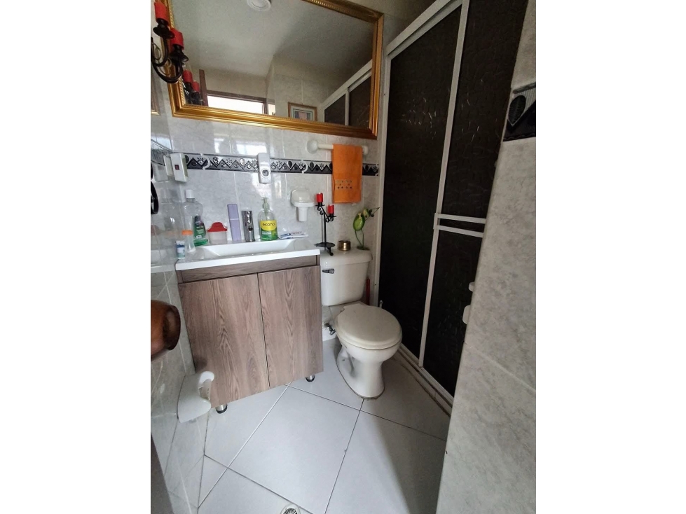 Apartamento Con Vista Cerca Al Parque De Bello ¡De Oportunidad!$255 — foto 4