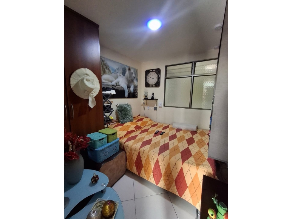 Apartamento Con Vista Cerca Al Parque De Bello ¡De Oportunidad!$255 — foto 5