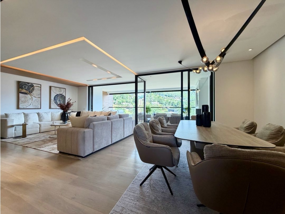 Apartamento con vista en El Poblado La Calera