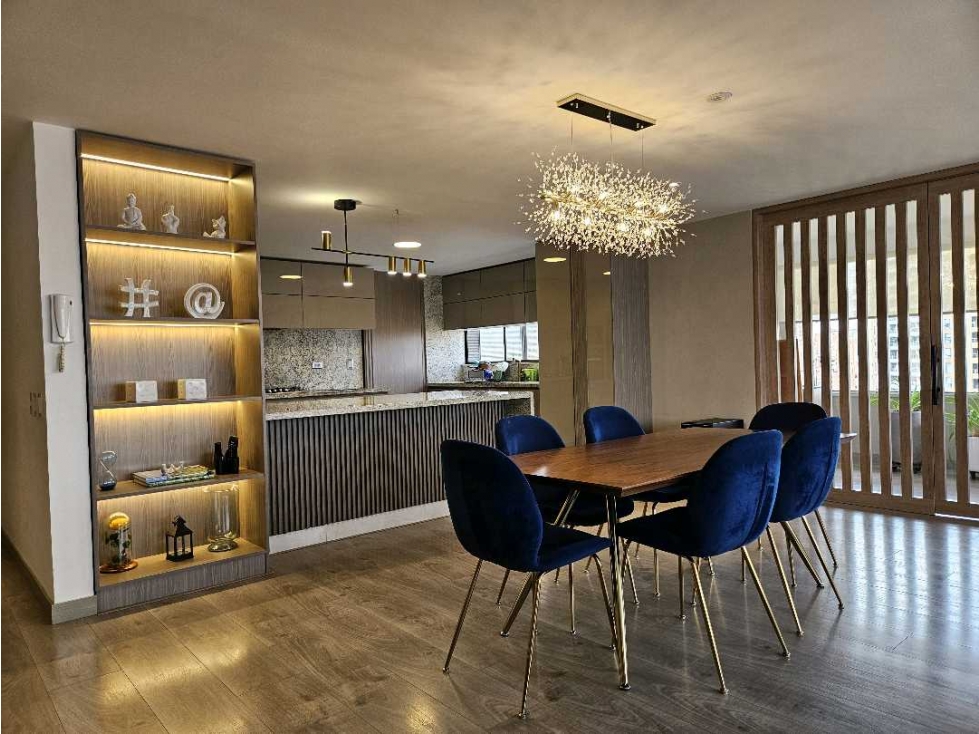 En venta exclusivo apartamento con acabados modernos, cerca al Country