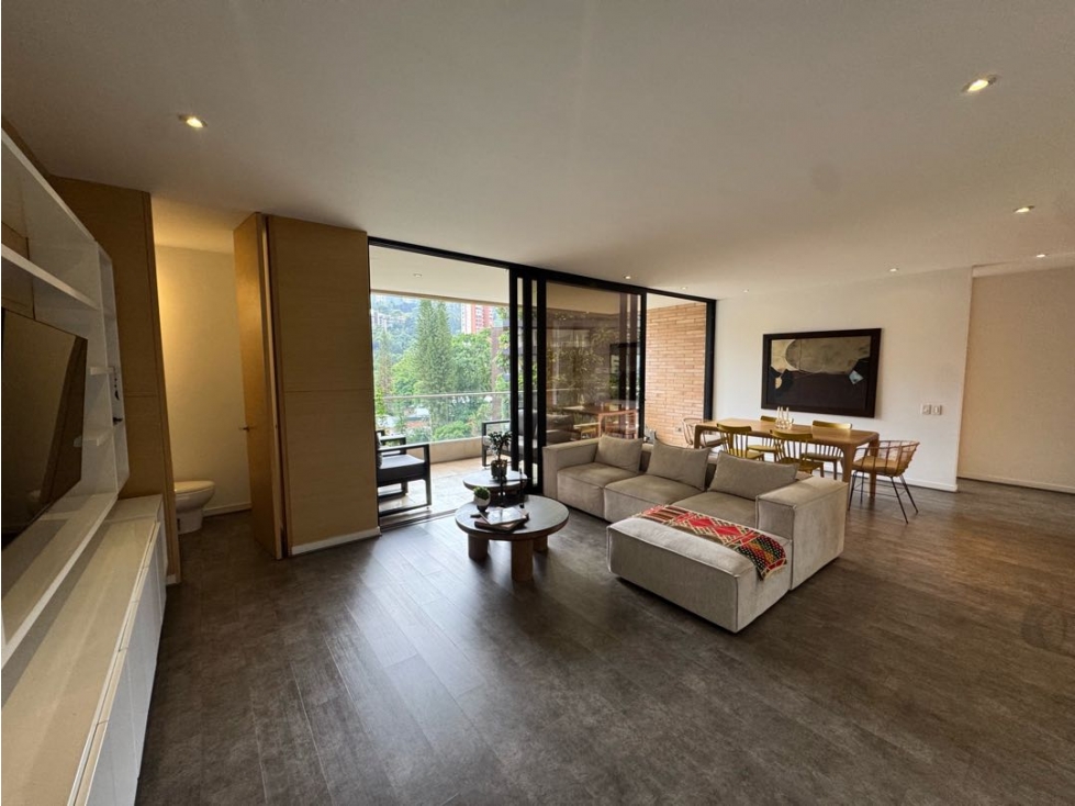 Apartamento de 130m2 renta amoblada en el poblado drive in — foto 2