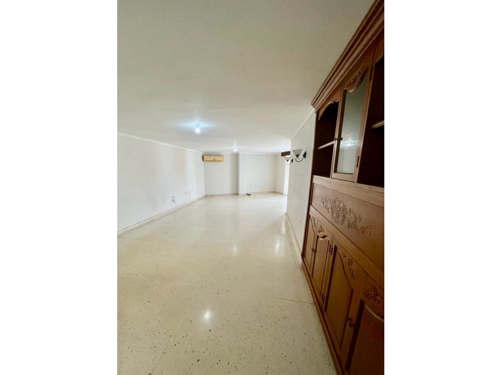 APARTAMENTO DE 156 metros EN VENTA ALTOS DE RIOMAR — foto 2