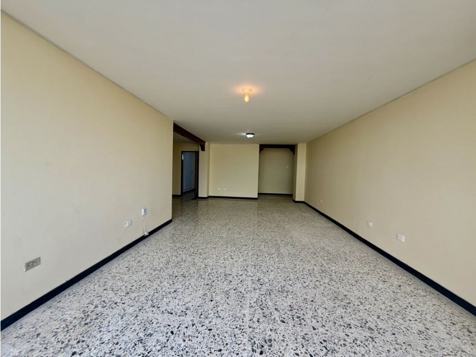 APARTAMENTO DE 170 M EN VENTA EN EL VIEJO PRADO ! — foto 2