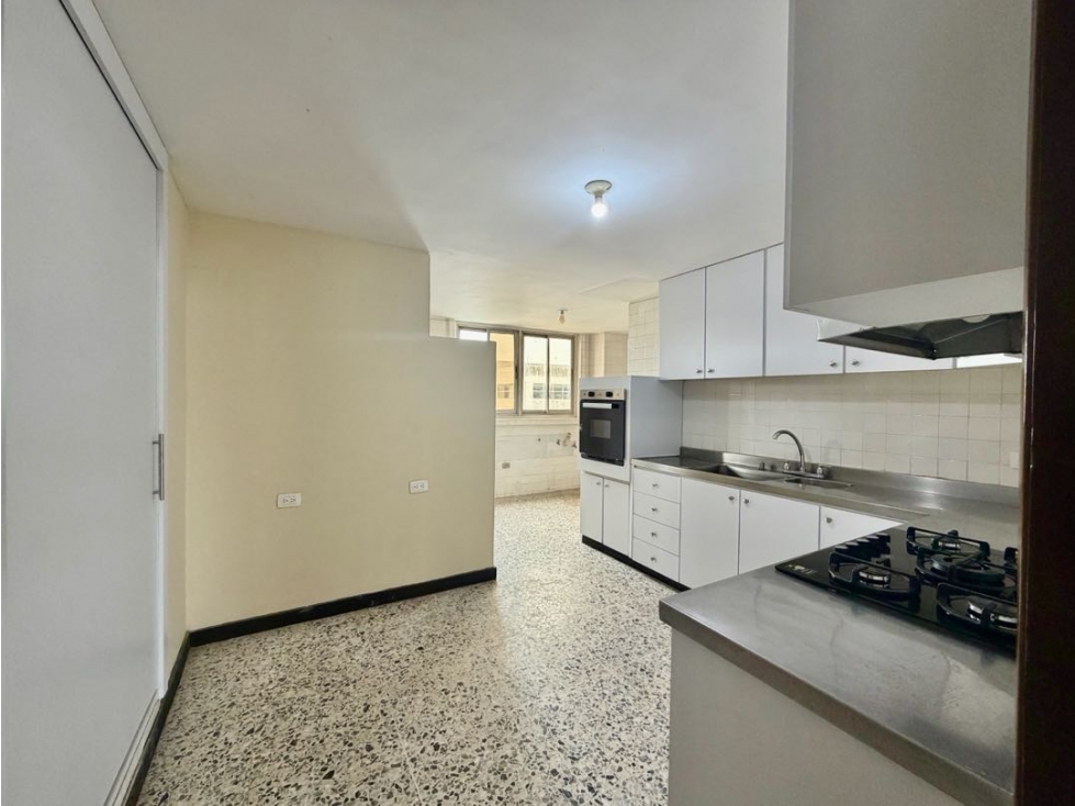 APARTAMENTO DE 170 M EN VENTA EN EL VIEJO PRADO ! — foto 4