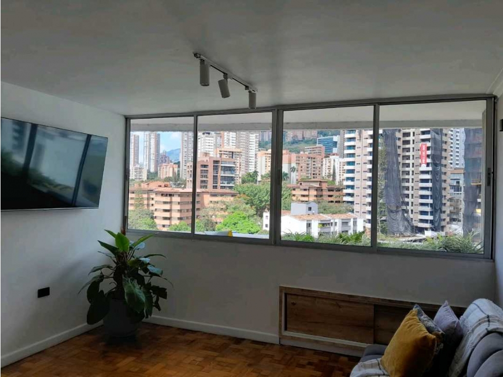 Inversión en El Poblado: 180 m² Subdivididos en 3 Suites para Airbnb