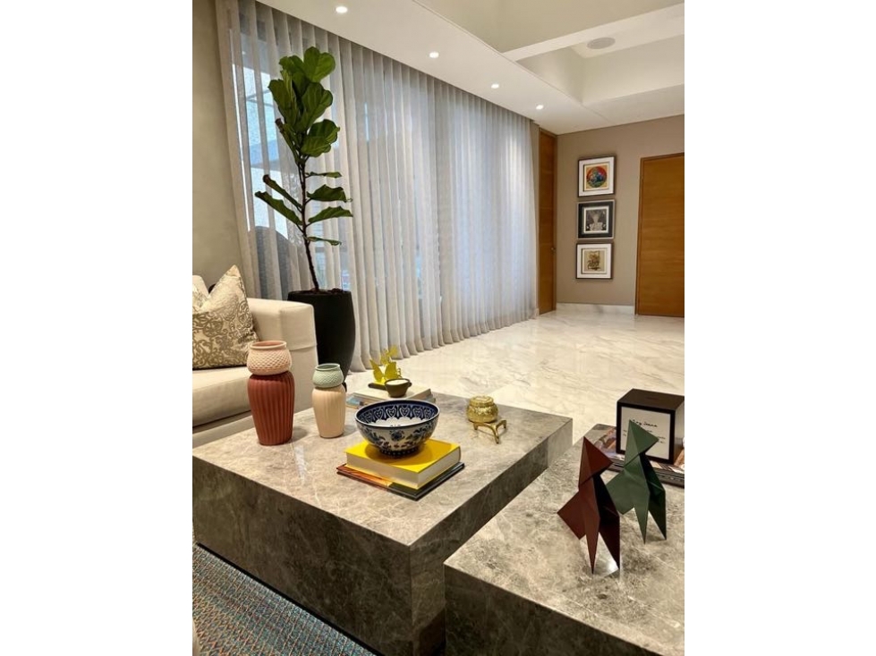 APARTAMENTO DE 192 M2 EN ALTO PRADO