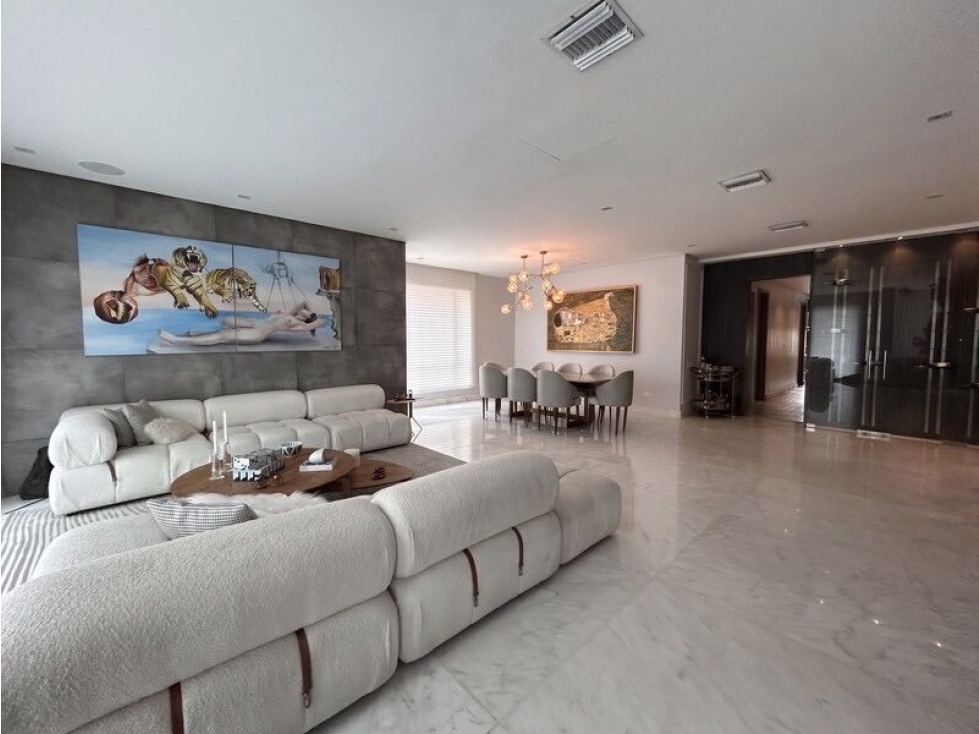 Apartamento de 288 m² completamente remodelado en El Golf
