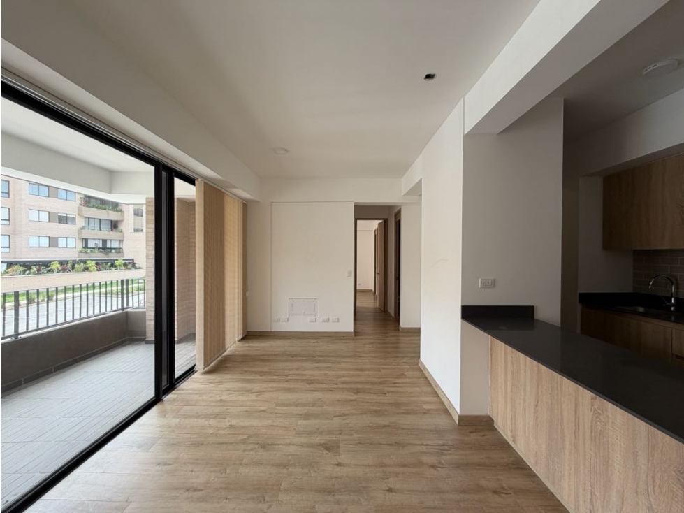 Apartamento de 2 habitaciones en El Retiro con balcón y zonas comunes — foto 4