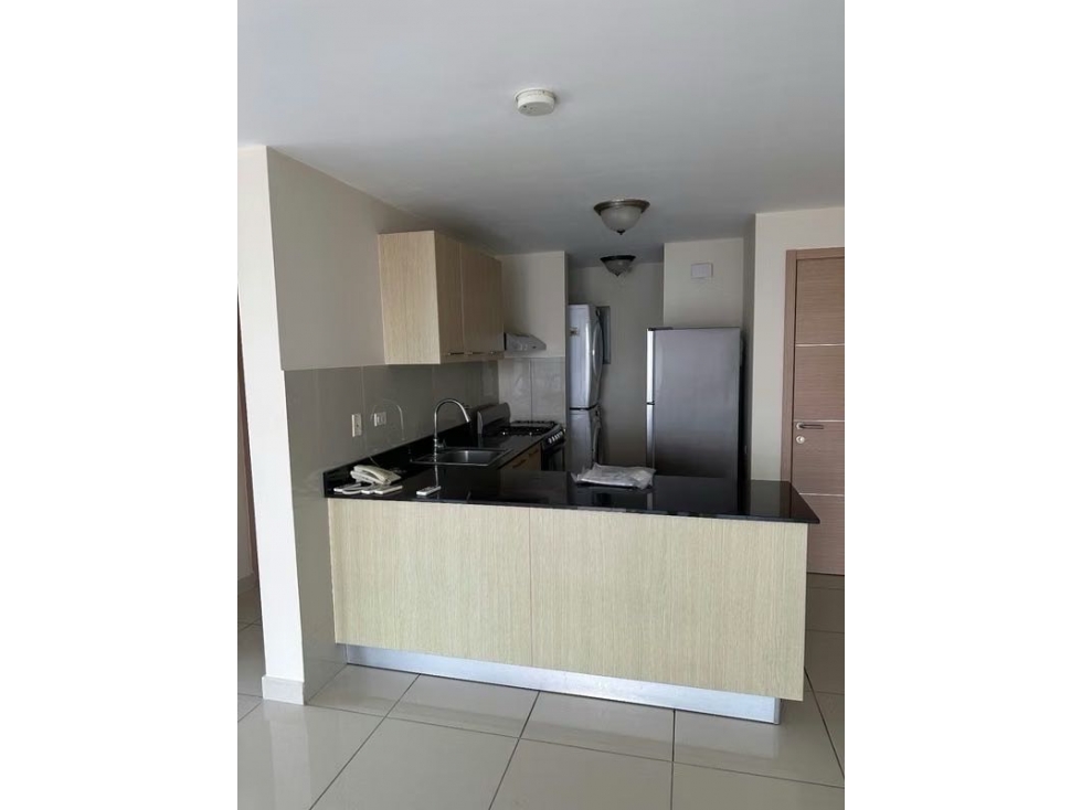 APARTAMENTO DE 2 RECÁMARAS EN VÍA ESPAÑA $1,050 MENSUALES (C.P) — foto 3