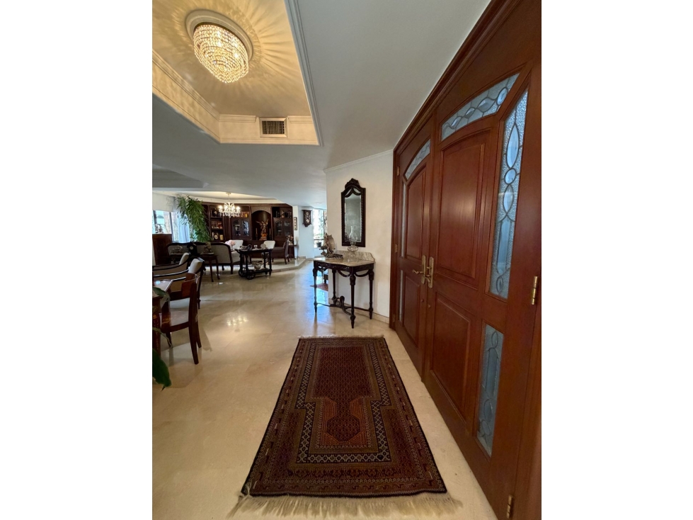 APARTAMENTO DE 307 mts en VENTA . BARRIO EL GOLF