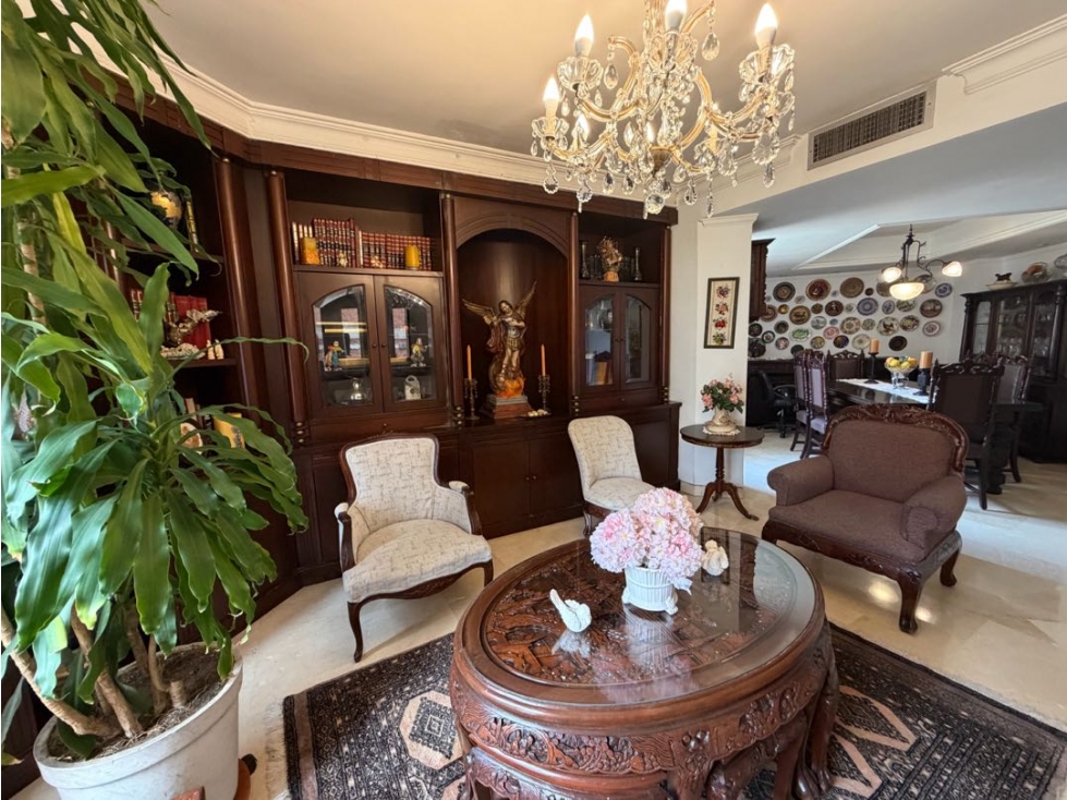 APARTAMENTO DE 307 mts en VENTA . BARRIO EL GOLF — foto 4