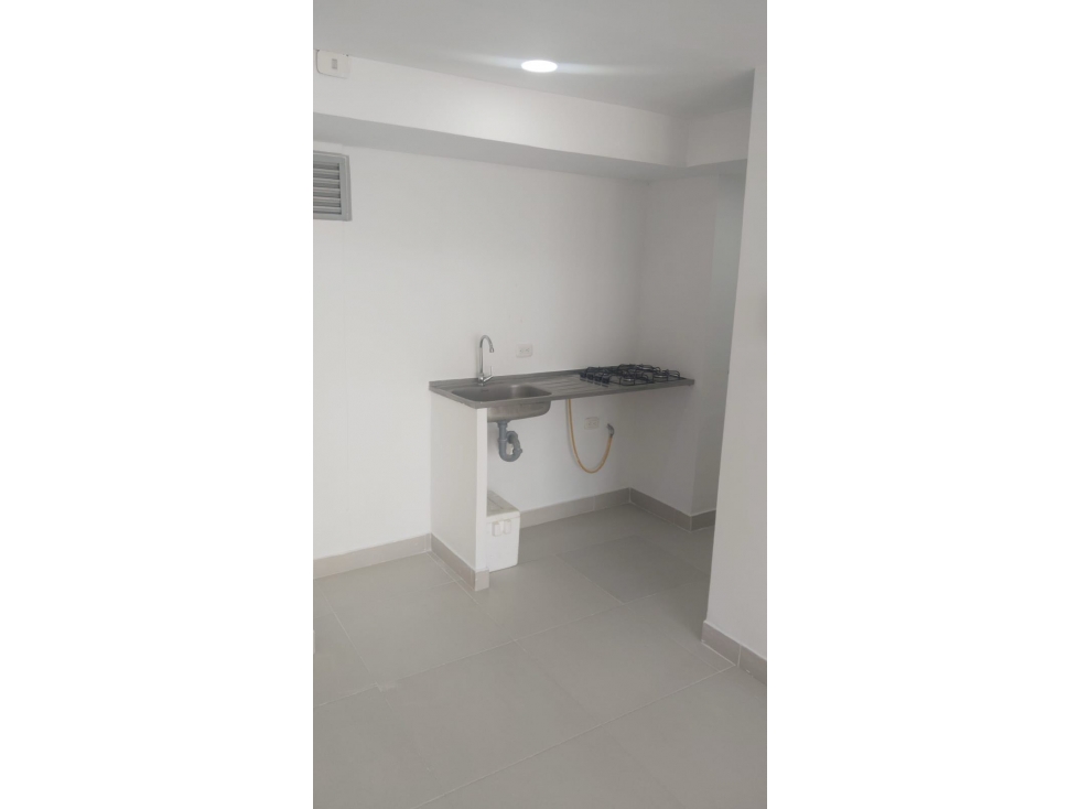 APARTAMENTO DE 3 ALCOBAS EN TORICES — foto 3