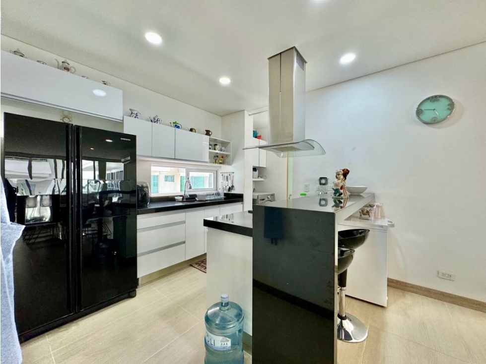Apartamento de 3 habitaciones a media cuadra de la playa — foto 4