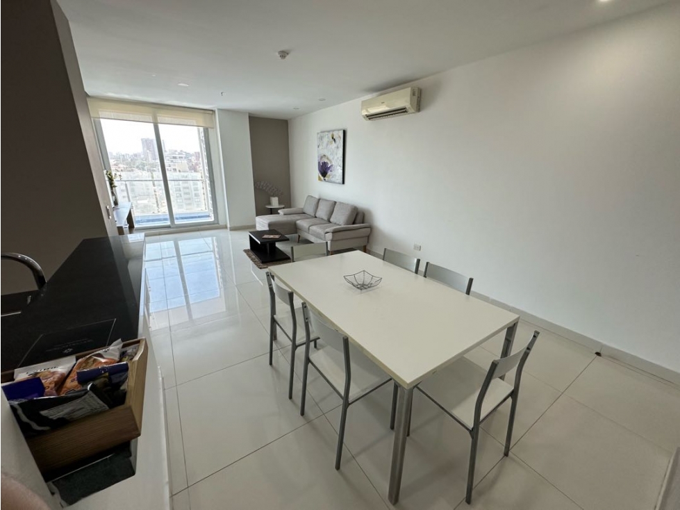 APARTAMENTO DE 3 HABITACIONES EN ARRIENDO — foto 2