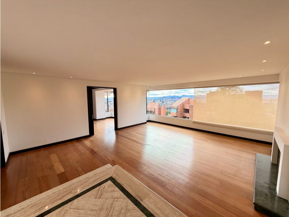 Apartamento de 405 m² en El Refugio | Vista Panorámica a la ciudad
