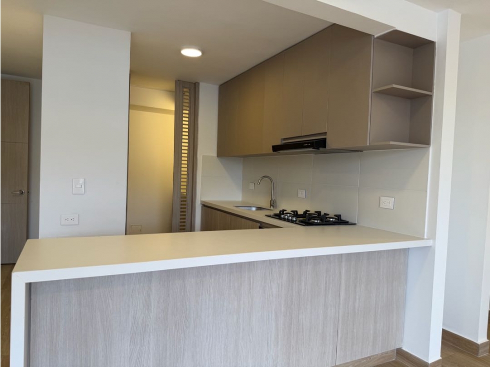 Apartamento de 80m2 en Rio Alto para venta — foto 3