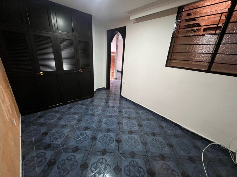 Apartamento de dos niveles en arriendo Sabaneta San Fernando — foto 4