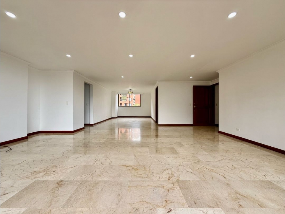 APARTAMENTO IDEAL PARA REFORMA. POBLADO LAS SANTAS — foto 4