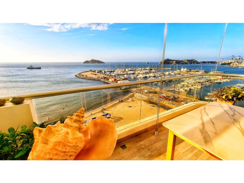 Apartamento de lujo con vista al MAR y la marina - 005 R