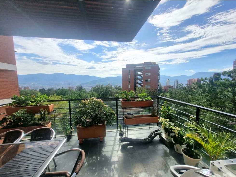 APARTAMENTO DE LUJO FRENTE AL COLEGIO MONTESSORI — foto 2