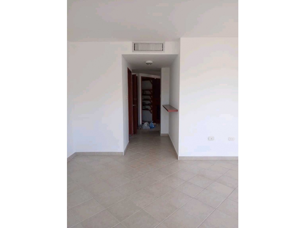 Apartamento de oportunidad, 83m2, 4to piso, el jardin — foto 2