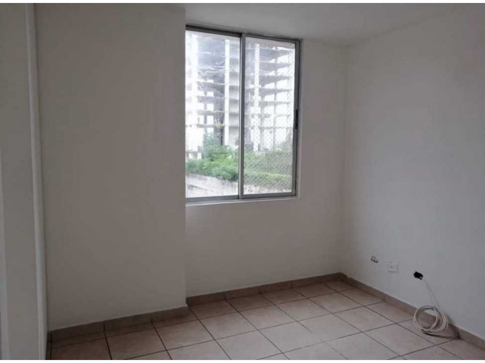 APARTAMENTO DE OPORTUNIDAD VENTA PH ALTOS DE LA COLINA - 3