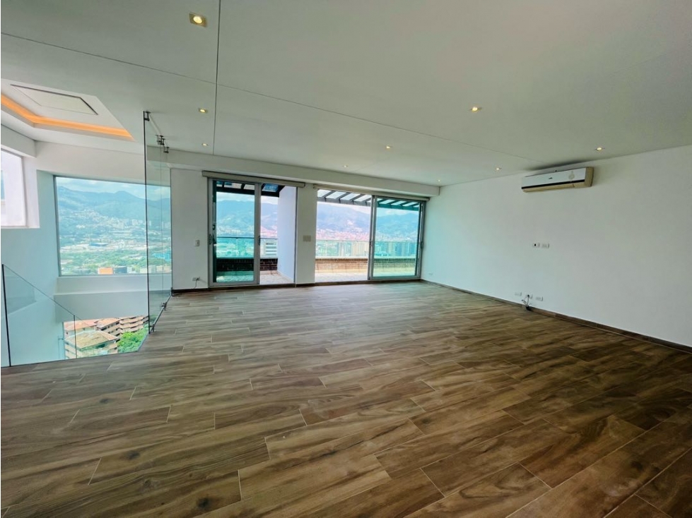 Apartamento dúplex en Arriendo en El Poblado sector Castropol — foto 2