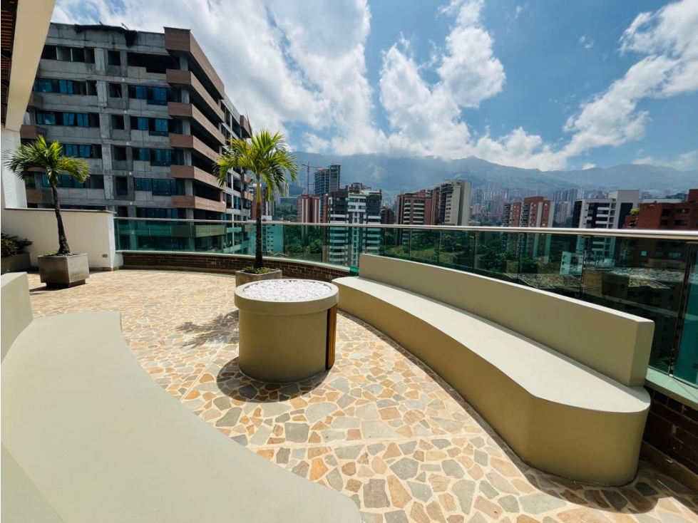 Apartamento dúplex en Arriendo en El Poblado sector Castropol — foto 3