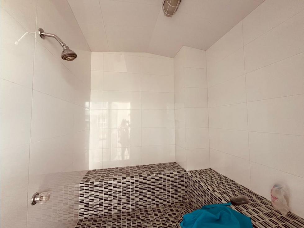 Apartamento dúplex en Arriendo en El Poblado sector Castropol — foto 4