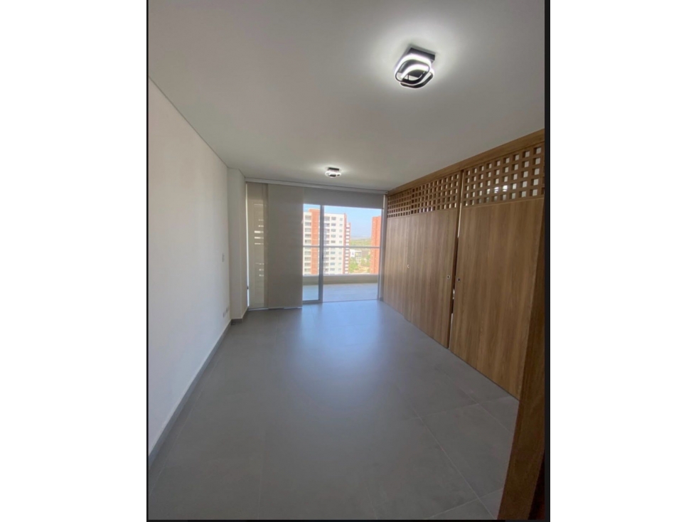 APARTAMENTO DE UNA HABITACIÓN EN ARRIENDO — foto 3