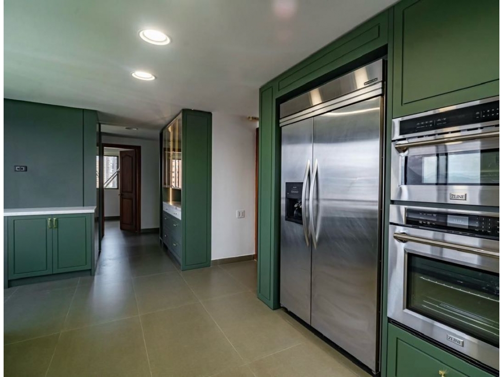 APARTAMENTO DISPONIBLE EN EL SECTOR DE LA LOMA DEL TESORO — foto 3