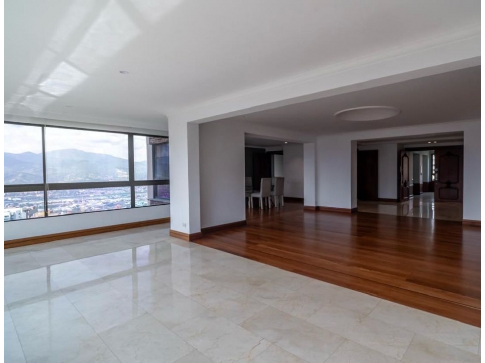 APARTAMENTO DISPONIBLE EN EL SECTOR DE LA LOMA DEL TESORO — foto 6