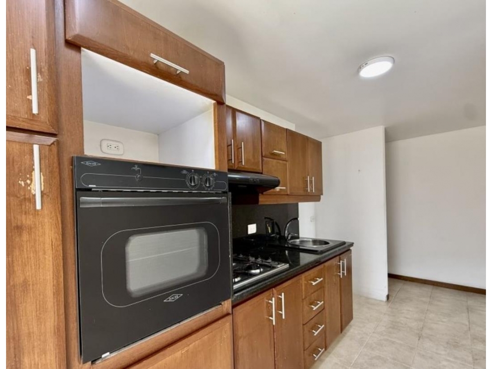 Apartamento disponible para arriendo Poblado Alejandria — foto 2