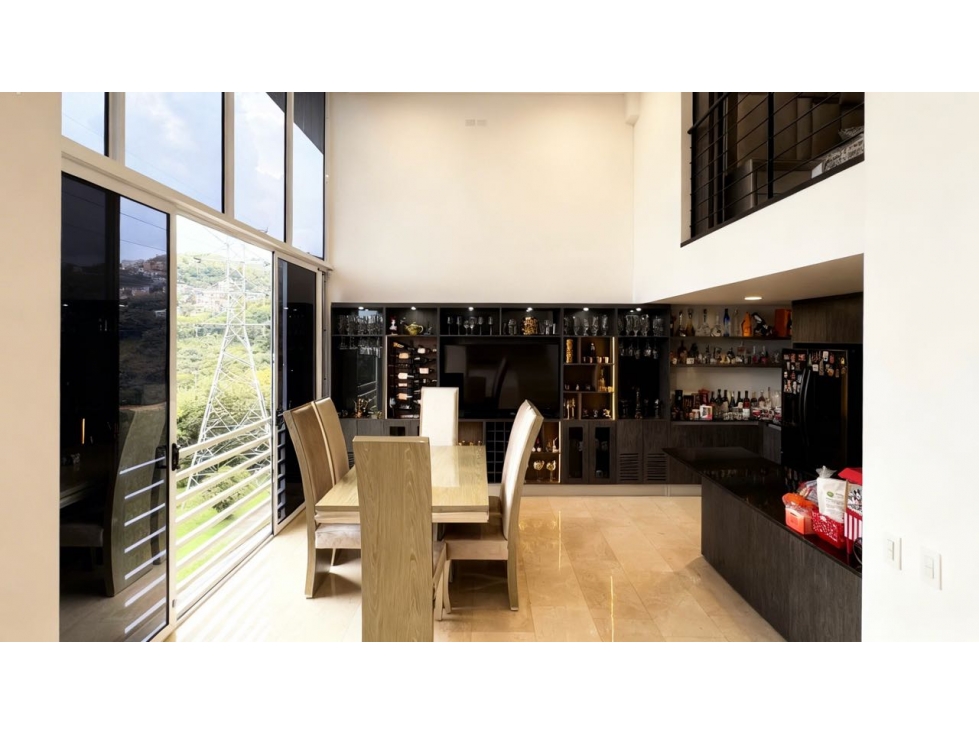 Apartamento dúplex de lujo en venta en conjunto | Bellavista - Cali — foto 2