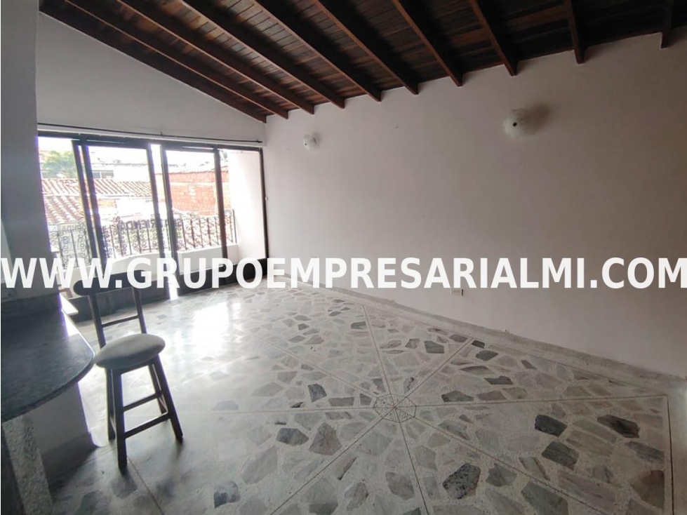 APARTAMENTO DÚPLEX EN ARRIENDO - SECTOR LÓPEZ DE MESA COD: 32513
