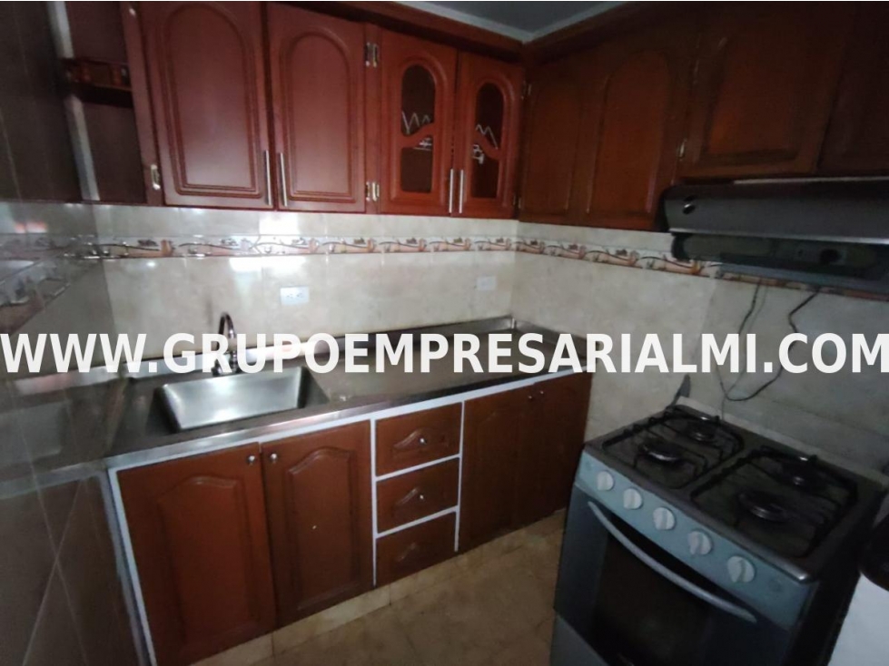 APARTAMENTO DÚPLEX EN ARRIENDO - SECTOR LA FLORESTA COD: 33310 — foto 2