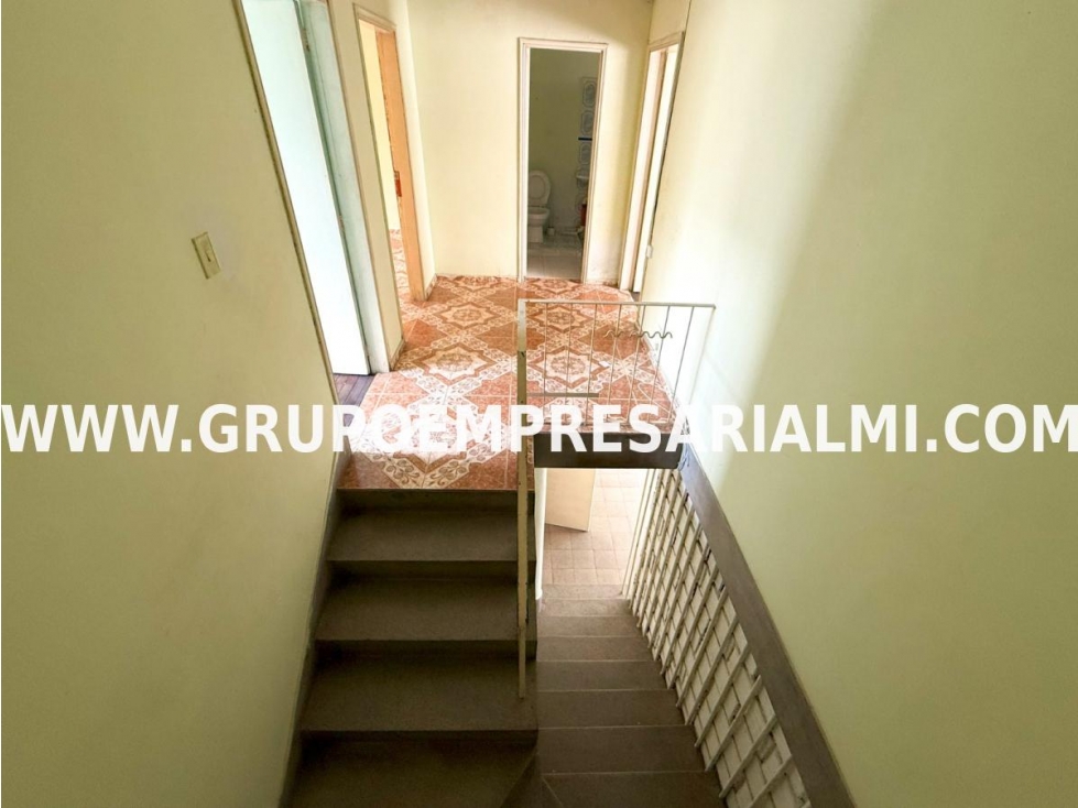 APARTAMENTO DÚPLEX EN ARRIENDO - SECTOR VILLA HERMOSA COD: 6384 — foto 4
