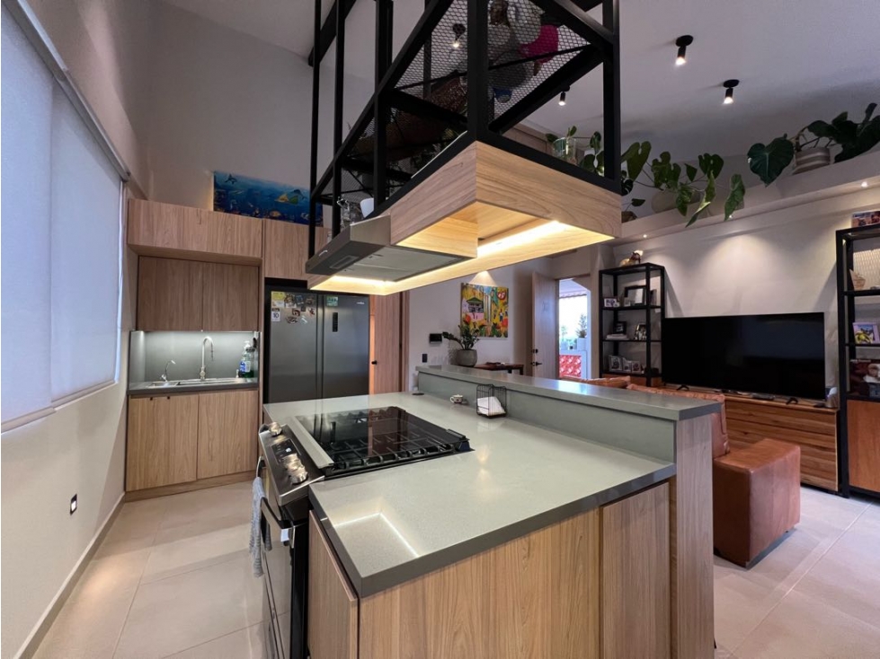 APARTAMENTO DÚPLEX EN GUATAPÉ — foto 2