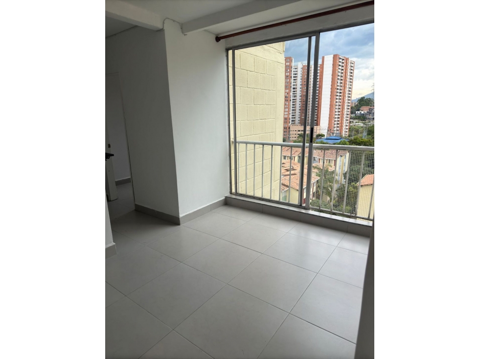 ¡SOLO CONTADO! Apartamento DÃºplex En Guayabal MedellÃ­n $310M — foto 3