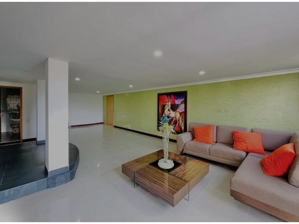 Apartamento dúplex en venta en El Poblado, Medellín