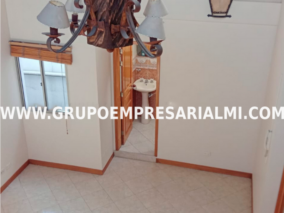 APARTAMENTO DÚPLEX EN VENTA - SECTOR LAURELES COD: 31943
