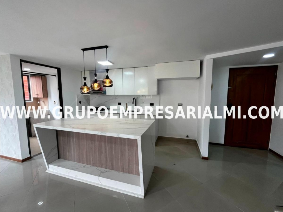 APARTAMENTO DÚPLEX EN VENTA - SECTOR AVES MARÍA COD: 33684