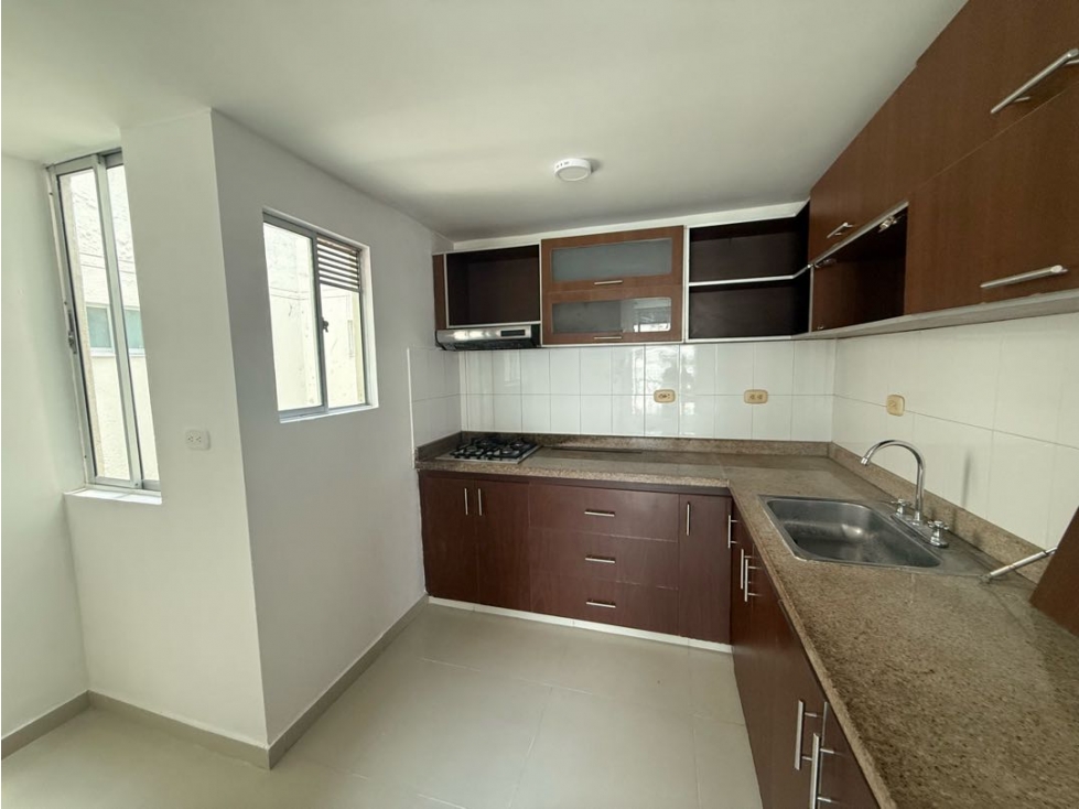 Apartamento Dúplex en venta, sector Villa Carolina — foto 4