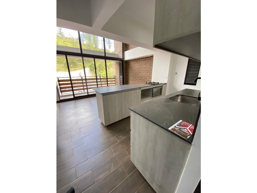 Apartamento Dúplex para la Venta en el Retiro Antioquia