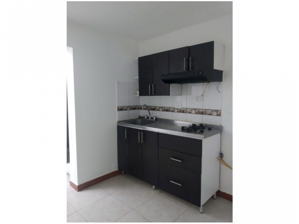 APARTAMENTO DUPLEX | BARRIO GIRARDOT, MEDELLÍN EN VENTA E79 — foto 2