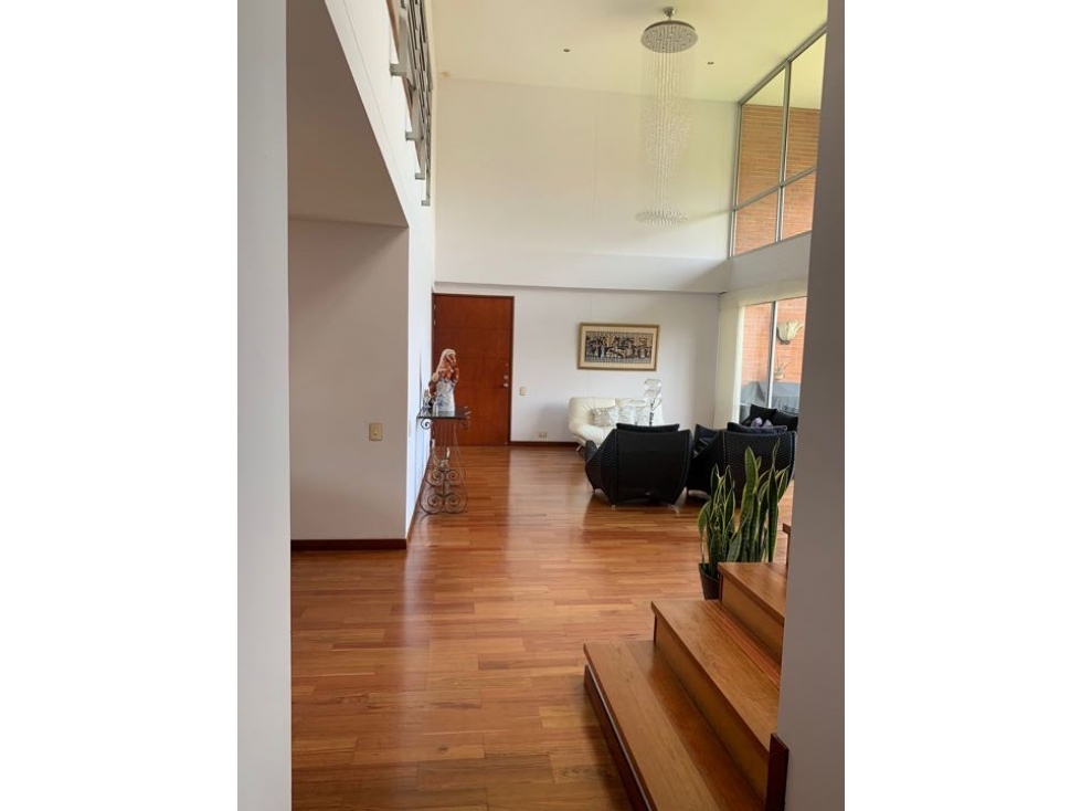 Apartamento Duplex Benedictinos 236 metros 1800 millones — foto 3