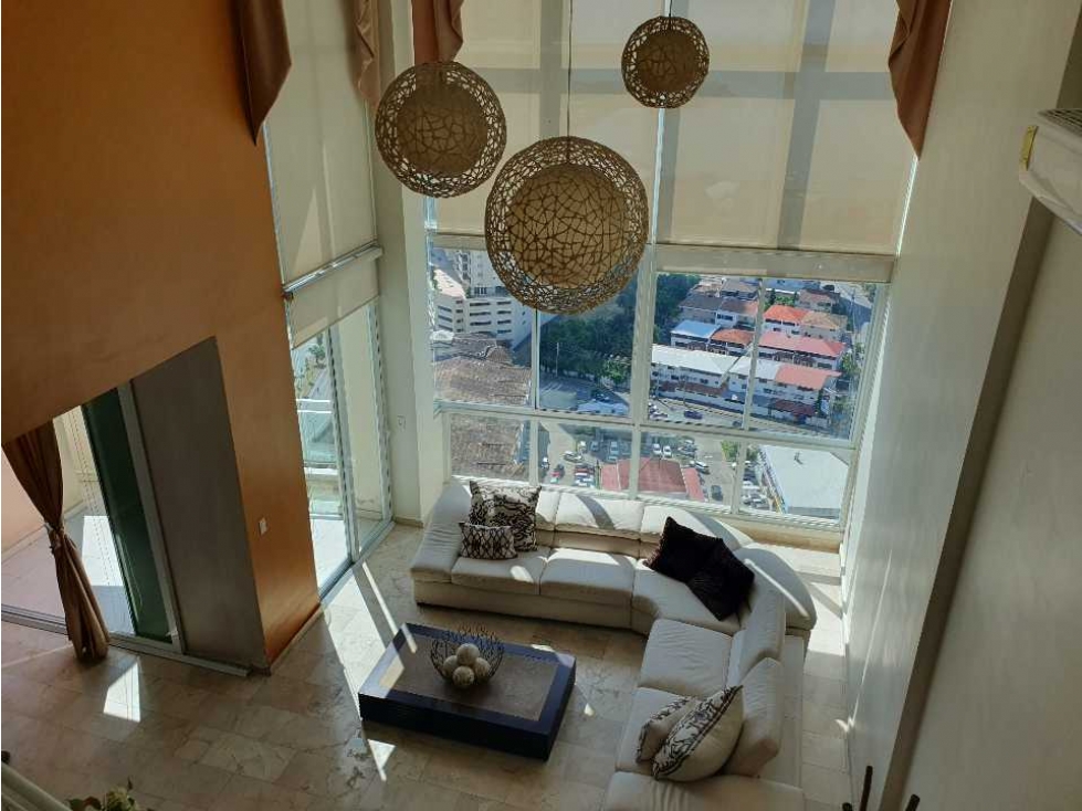 ALQUILER DE APARTAMENTO DUPLEX CON TERRAZA EN COSTA PACIFICA JP
